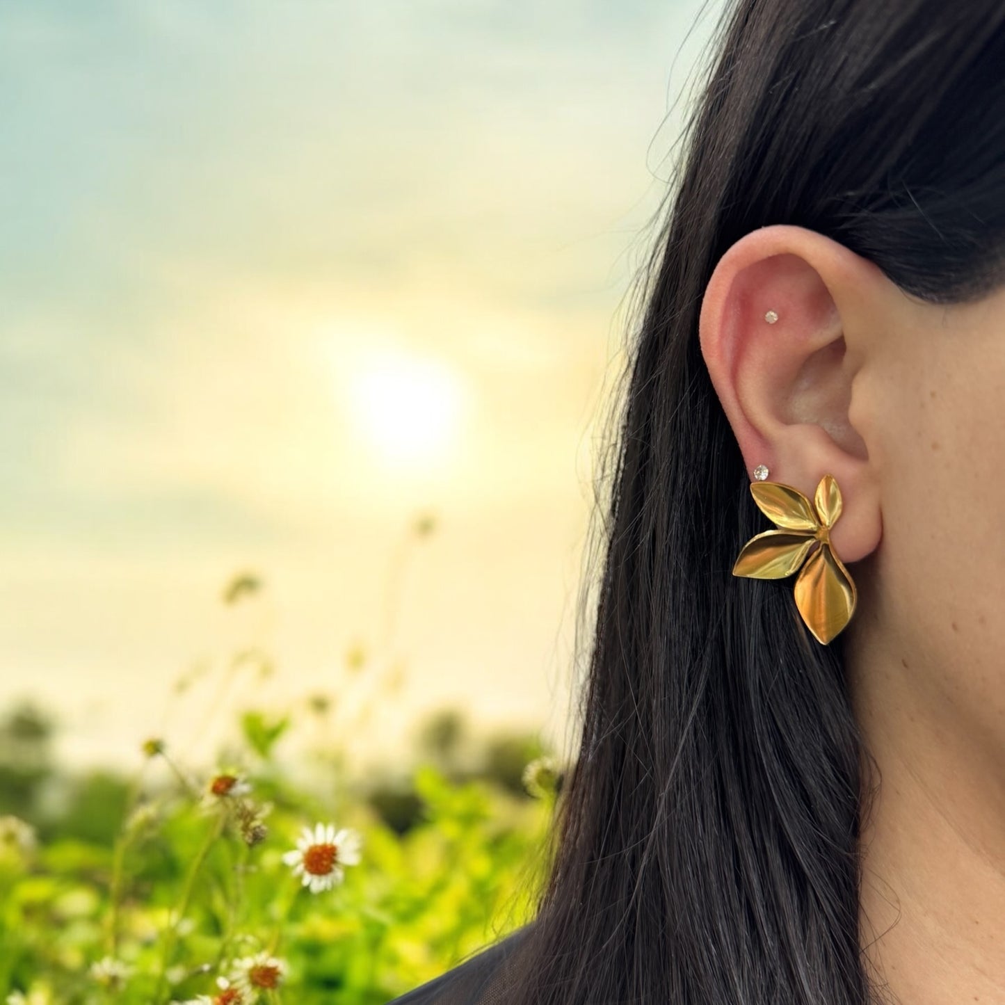 Lili studs