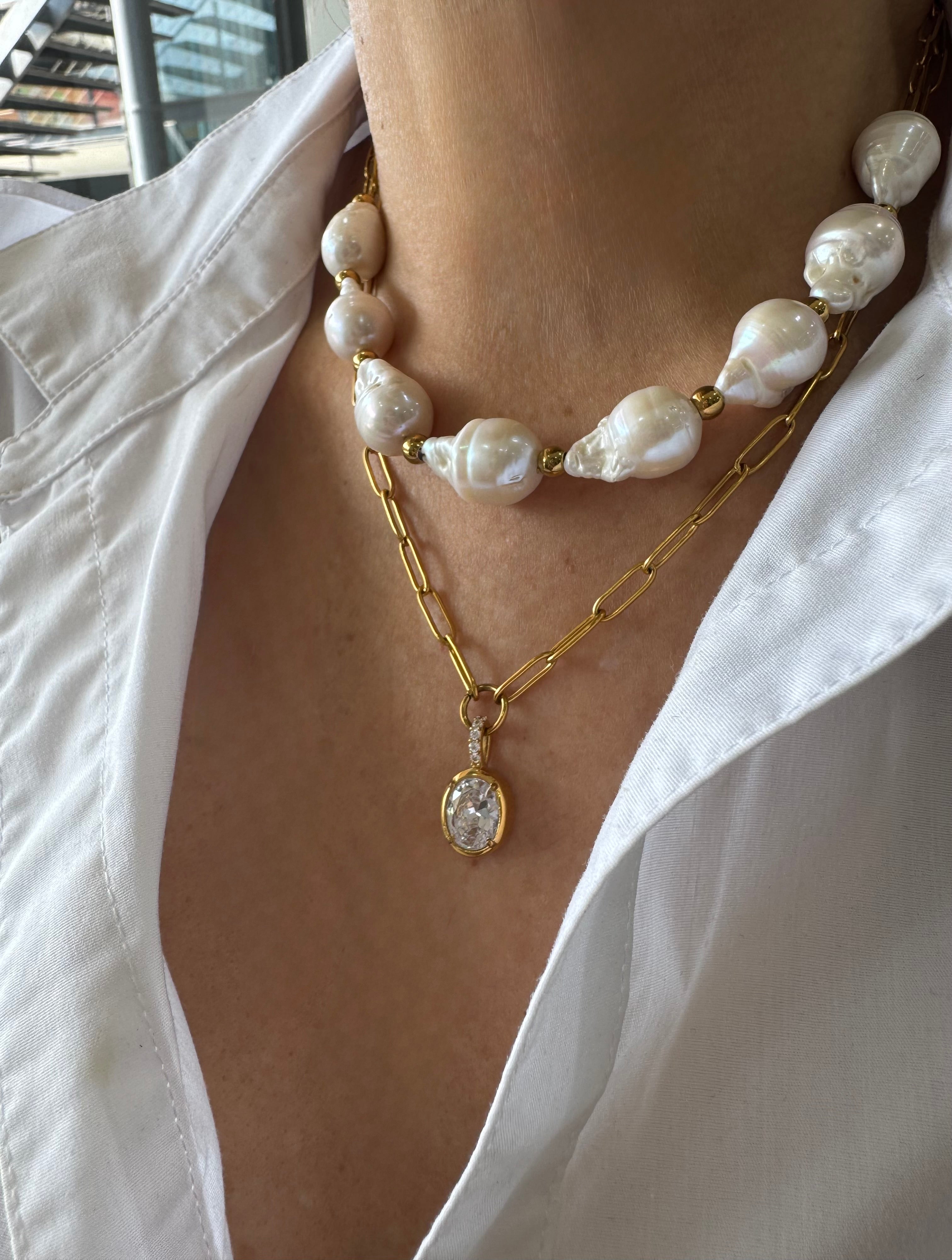 Collar de perlas barrocas