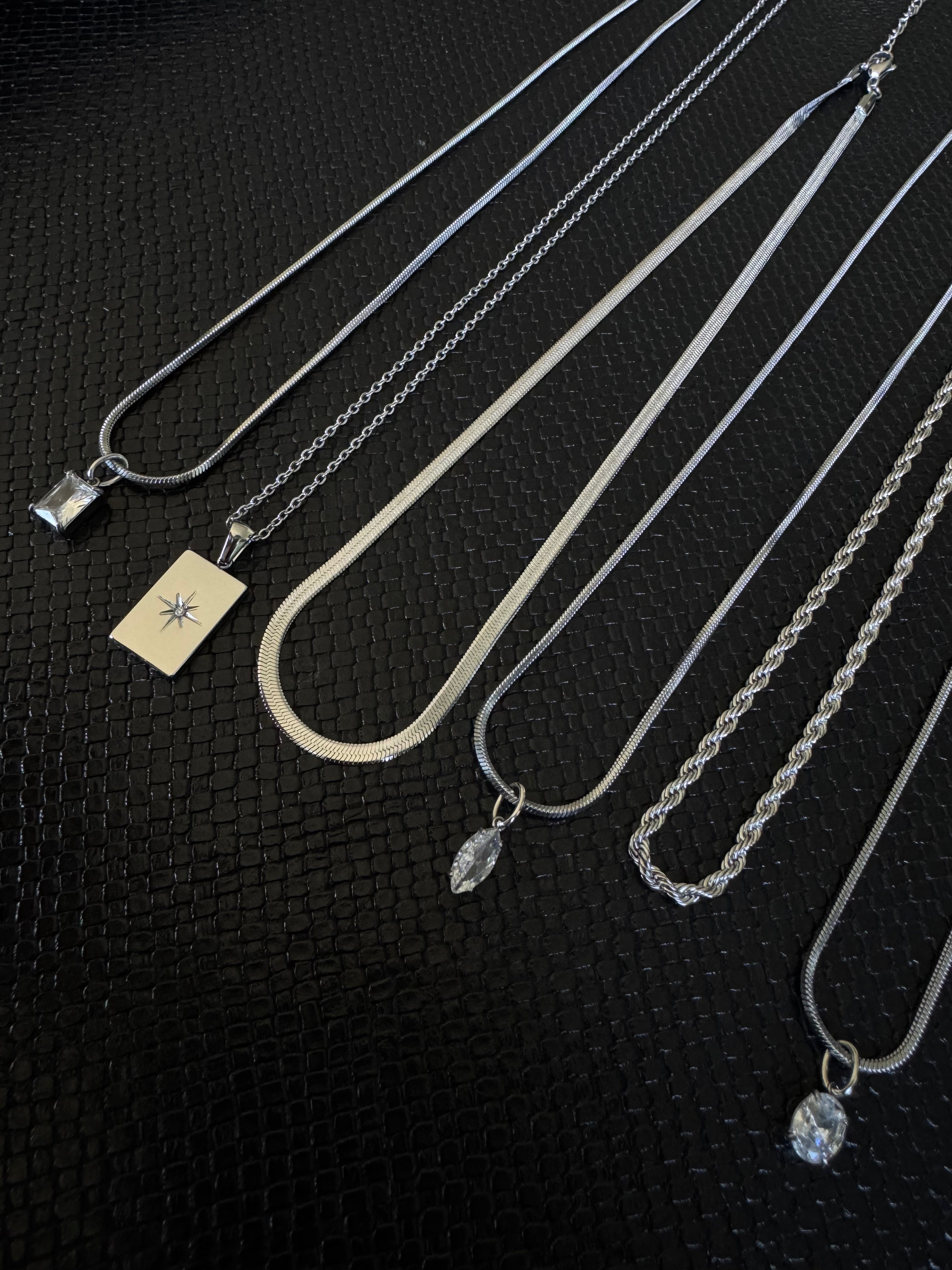 Silver Diana necklace