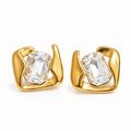 Sara studs