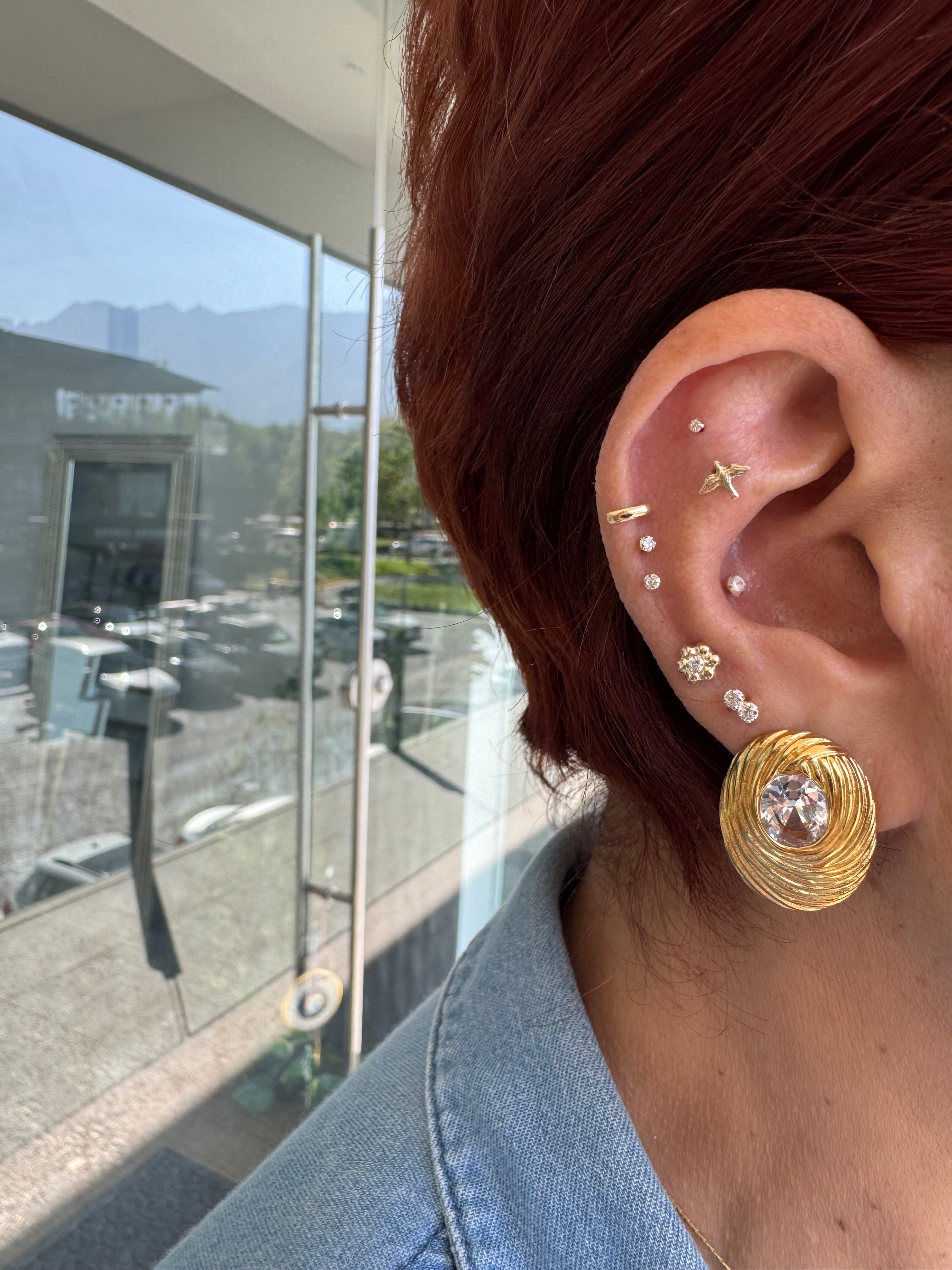 Piercing barrita 2 circonias