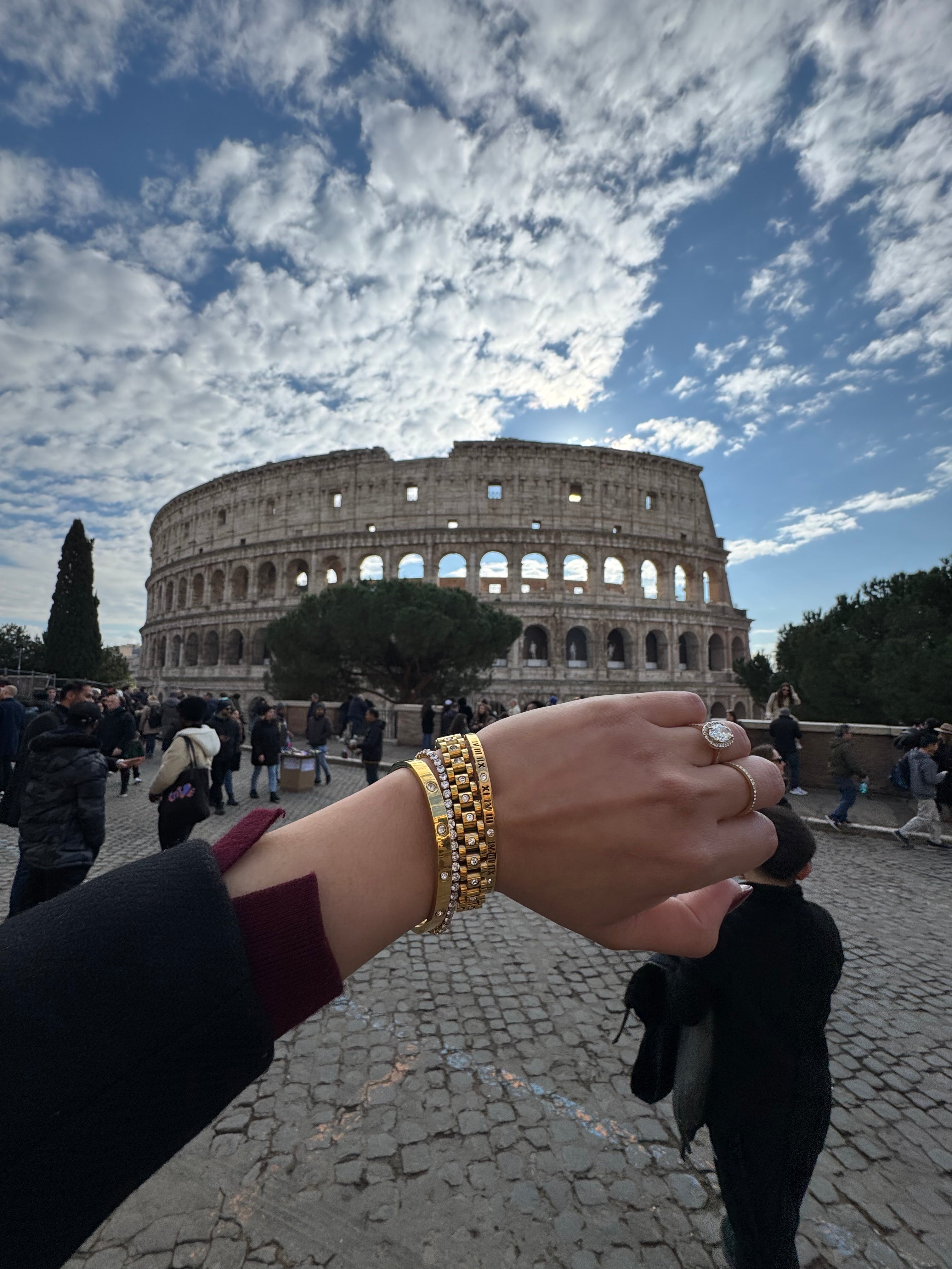 Tennis bracelet