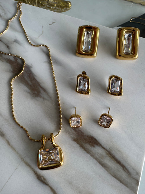 Ansovell necklace