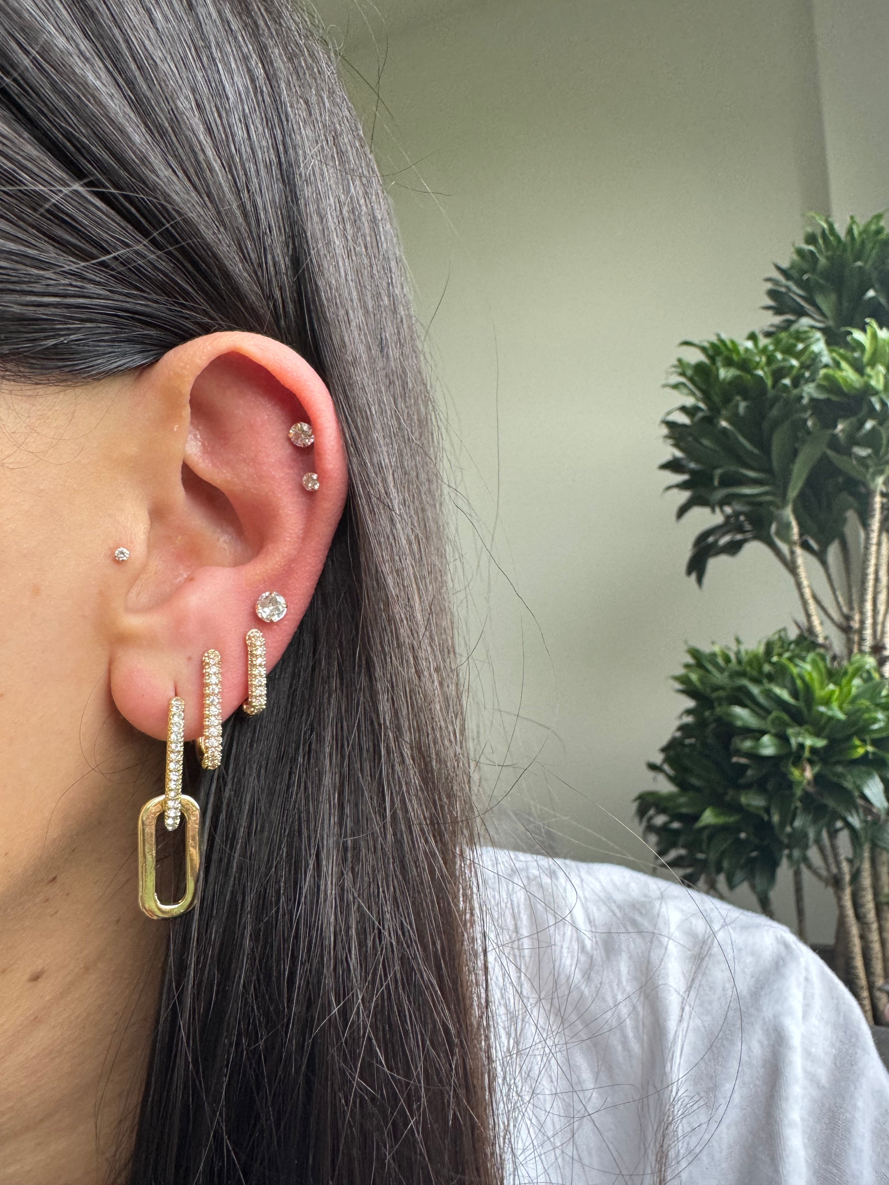 Golden Milos studs