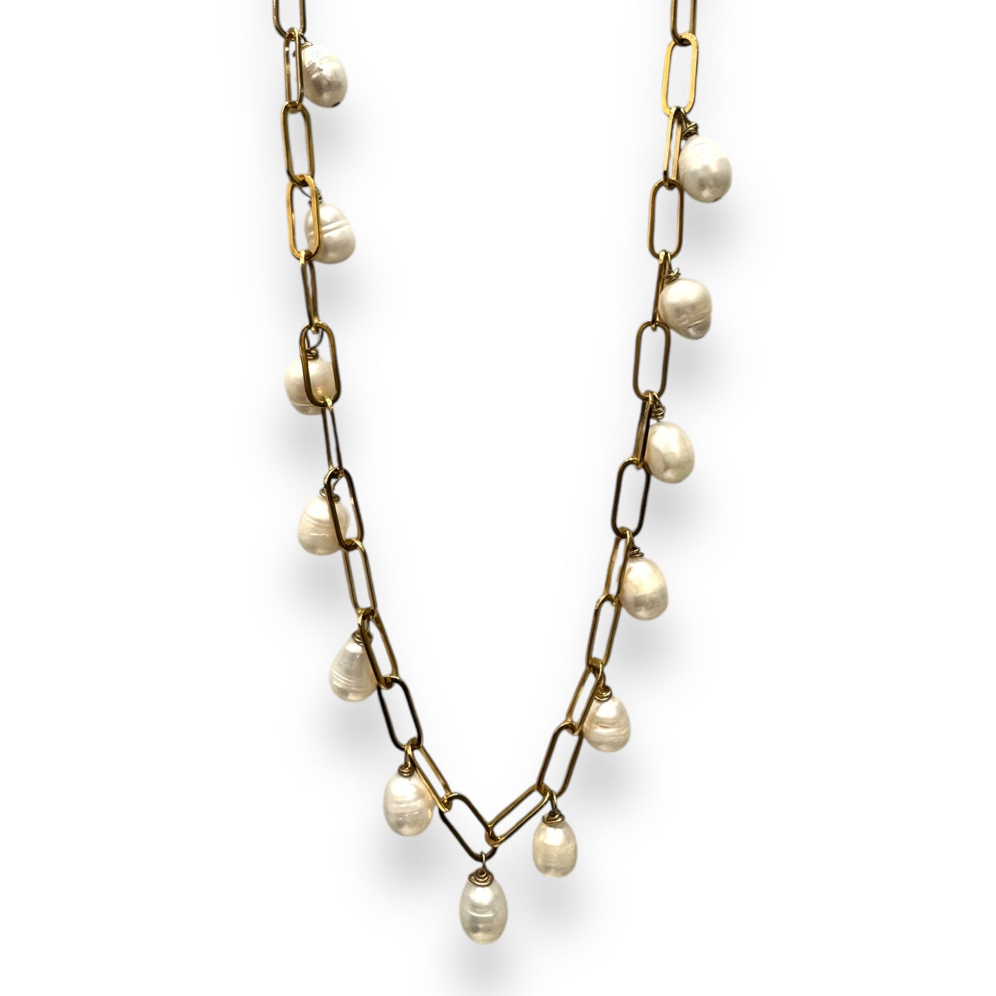Collar de eslabones con perlas
