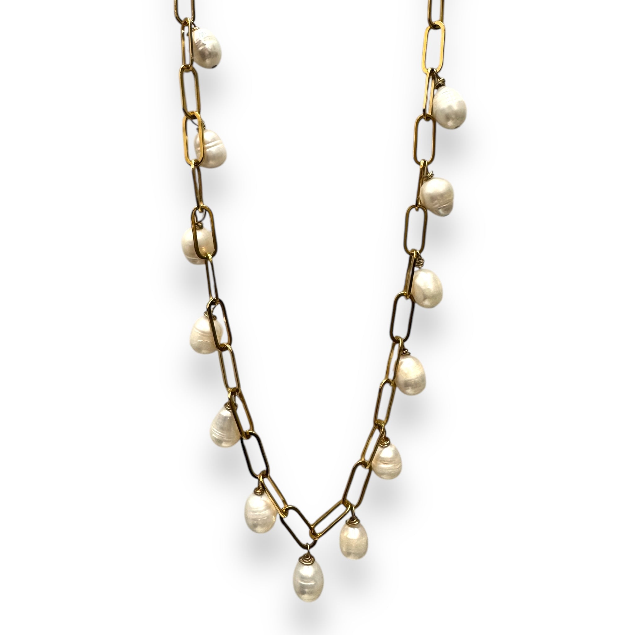 Collar de eslabones con perlas