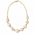 Collar de perlas barrocas