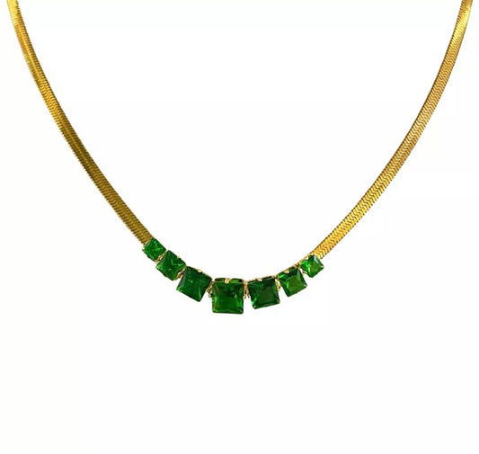 Roma necklace ( green)