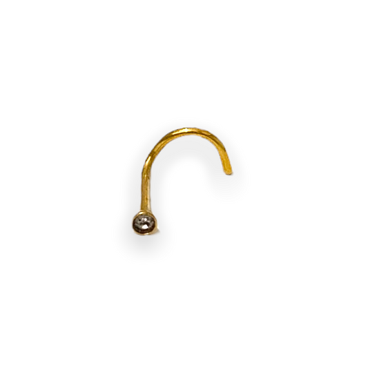 Piercing dorado nariz